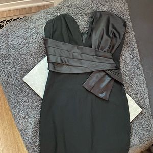 Gorgeous black strapless dress